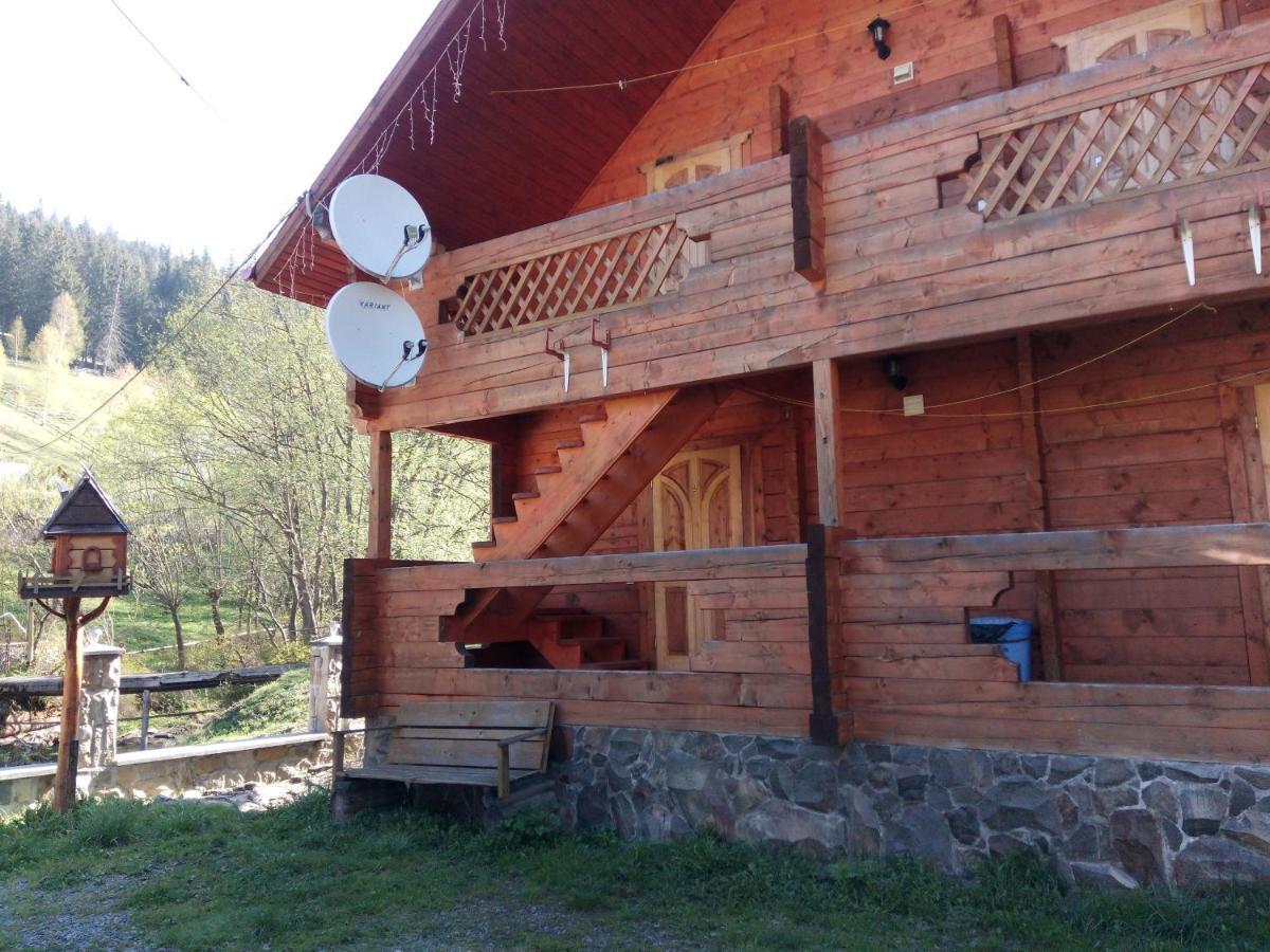 Edelveys Hotel Vorokhta Bagian luar foto
