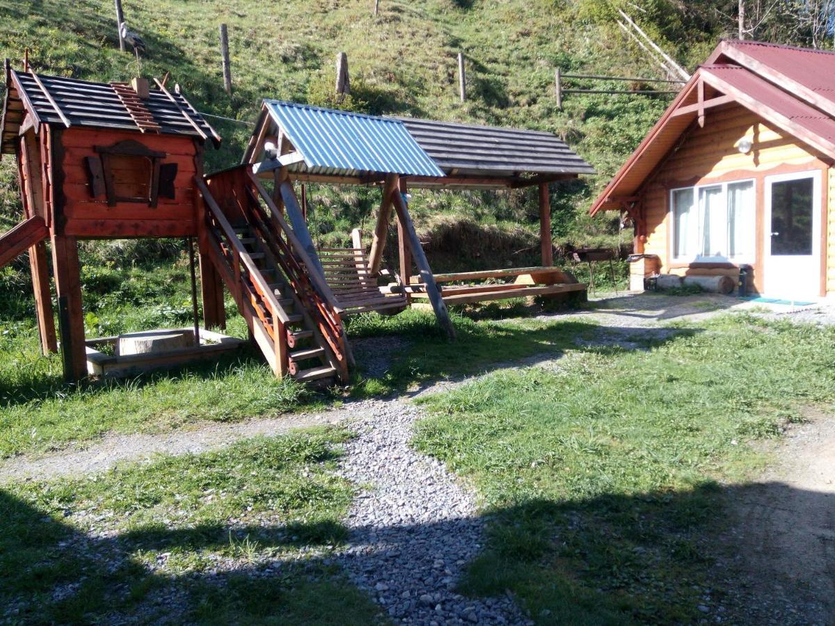 Edelveys Hotel Vorokhta Bagian luar foto